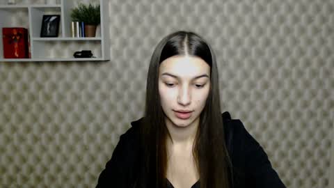 Snapshot of karolinamex_ chatting on 12.28.24 Karolina online show from 12.28.24