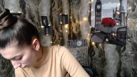 Snapshot of karolinamex_ chatting on 12.31.24 Karolina online show from 12.31.24