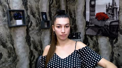 Snapshot of karolinamex_ chatting on 01.13.25 Karolina online show from 01.13.25