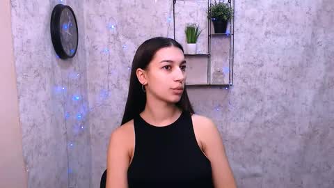 Snapshot of karolinamex_ chatting on 01.20.25 Karolina online show from 01.20.25