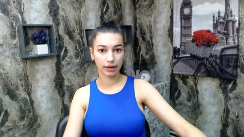 Snapshot of karolinamex_ chatting on 01.21.25 Karolina online show from 01.21.25