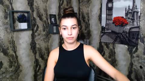 Snapshot of karolinamex_ chatting on 02.10.25 Karolina online show from 02.10.25