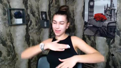 Snapshot of karolinamex_ chatting on 02.10.25 Karolina online show from 02.10.25