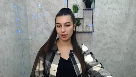 Snapshot of karolinamex_ chatting on 02.17.25 Karolina online show from 02.17.25
