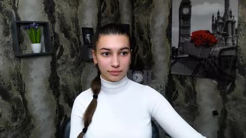 Snapshot of karolinamex_ chatting on 02.21.25 Karolina online show from 02.21.25