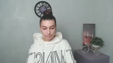 Snapshot of karolinamex_ chatting on 02.23.25 Karolina online show from 02.23.25