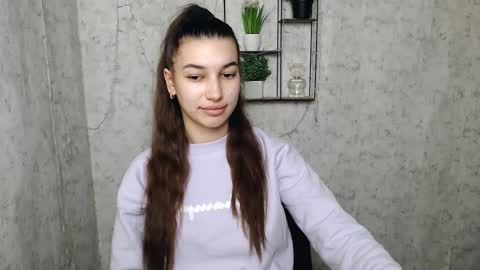 Snapshot of karolinamex_ chatting on 02.27.25 Karolina online show from 02.27.25