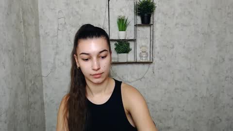 Snapshot of karolinamex_ chatting on 02.27.25 Karolina online show from 02.27.25