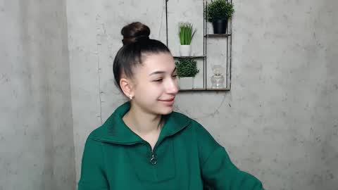 Snapshot of karolinamex_ chatting on 03.08.25 Karolina online show from 03.08.25