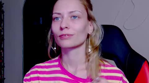 karoline121 online show from 11.07.25