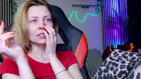 karoline121 online show from 02.17.26