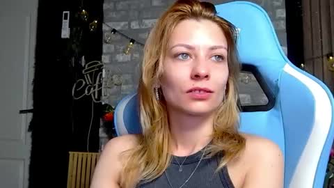 karoline121 online show from 03.04.26