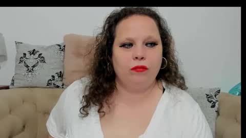 Snapshot of karolinejoyy chatting on 04.01.26 KarolineJoyy online show from 04.01.26