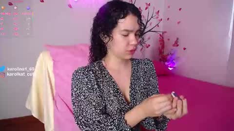 Karolina 3 online show from 09.28.25