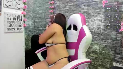 KAROLL online show from 11.22.25