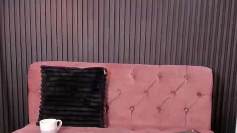 karolwest_ online show from 01.15.26