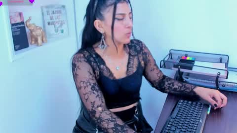 Kasandra Grant online show from 04.07.26