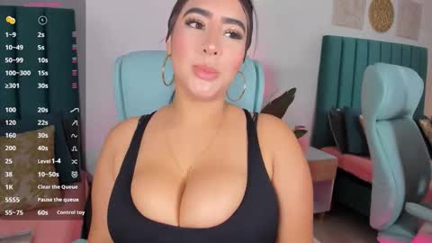 kaseythompson online show from 12.14.25