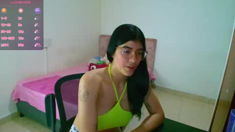 Snapshot of kassandra_0304 chatting on 05.19.26 Kassandra online show from 05.19.26
