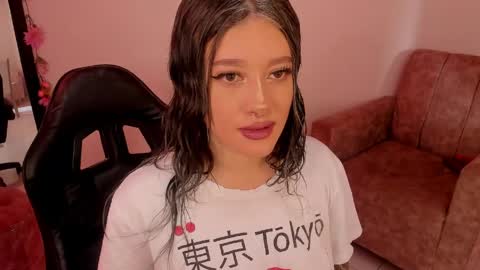 Alicia online show from 04.22.26