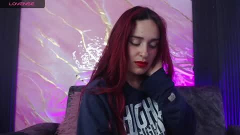 Snapshot of kat_desire chatting on 05.10.26 Kat online show from 05.10.26