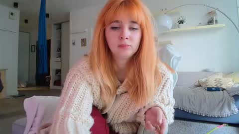 Snapshot of kat_here chatting on 10.19.25 Katya online show from 10.19.25