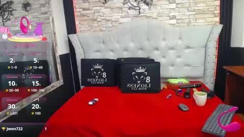 katalella_22 online show from 10.18.25