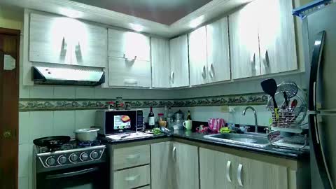 Kataleya online show from 01.17.25