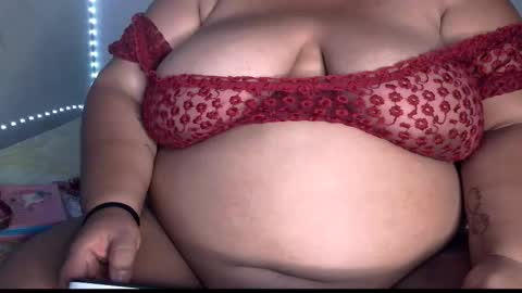 Snapshot of kataleyabig69 chatting on 10.27.25 katele online show from 10.27.25