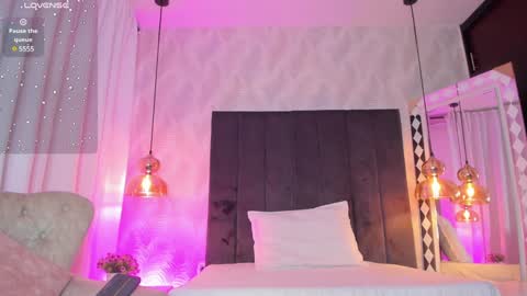 Snapshot of kataliina_18 chatting on 12.02.24 Kat online show from 12.02.24