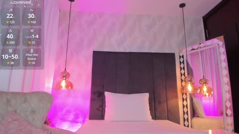 Snapshot of kataliina_18 chatting on 12.04.24 Kat online show from 12.04.24