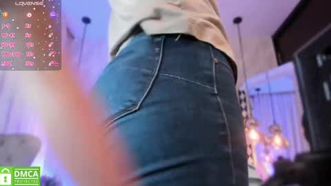 Snapshot of kataliina_18 chatting on 02.24.25 Kat online show from 02.24.25