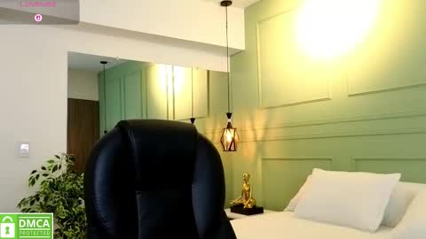 Snapshot of kataliina_18 chatting on 11.06.25 Kat online show from 11.06.25