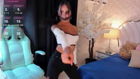 Snapshot of katamillants777 chatting on 11.01.25 Kata Millants online show from 11.01.25