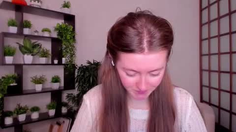 Snapshot of kate_cuddle chatting on 10.10.25 Kate online show from 10.10.25