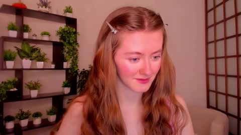 Snapshot of kate_cuddle chatting on 10.15.25 Kate online show from 10.15.25