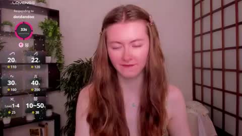 Snapshot of kate_cuddle chatting on 06.17.26 Kate online show from 06.17.26