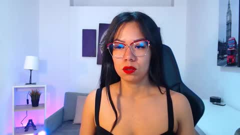 Kate  online show from 10.02.25