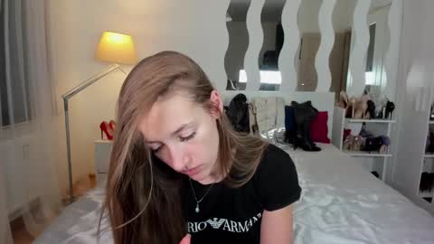 kate_redgar online show from 12.27.24