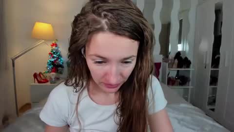 kate_redgar online show from 01.20.25
