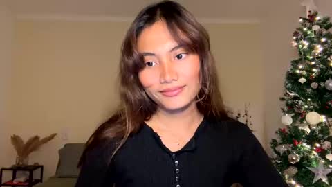 Kate Dami online show from 12.27.24