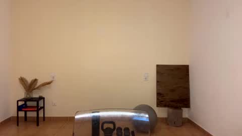 Kate Dami online show from 02.04.25
