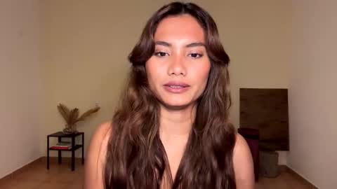 Kate Dami online show from 03.08.25