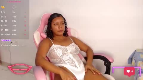 Kate Diaz online show from 11.15.25