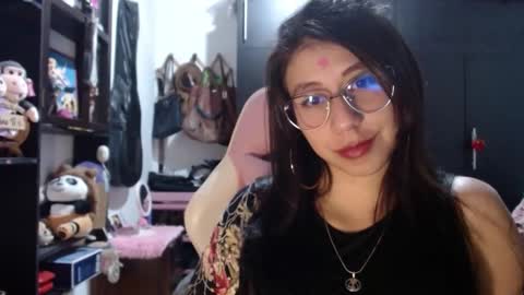 Snapshot of kateeen18 chatting on 10.26.25 Kateeen18 online show from 10.26.25