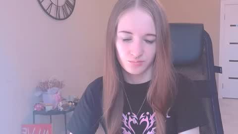 katekayer online show from 09.16.25