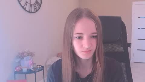 katekayer online show from 09.21.25