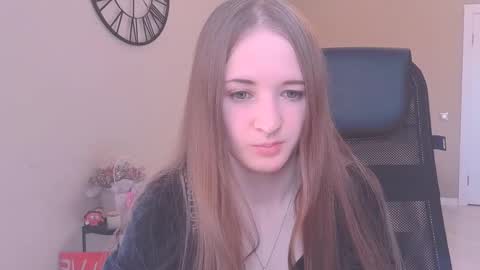 katekayer online show from 09.25.25