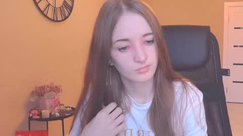 katekayer online show from 10.08.25