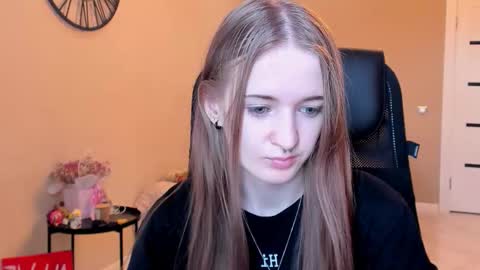 katekayer online show from 11.08.25